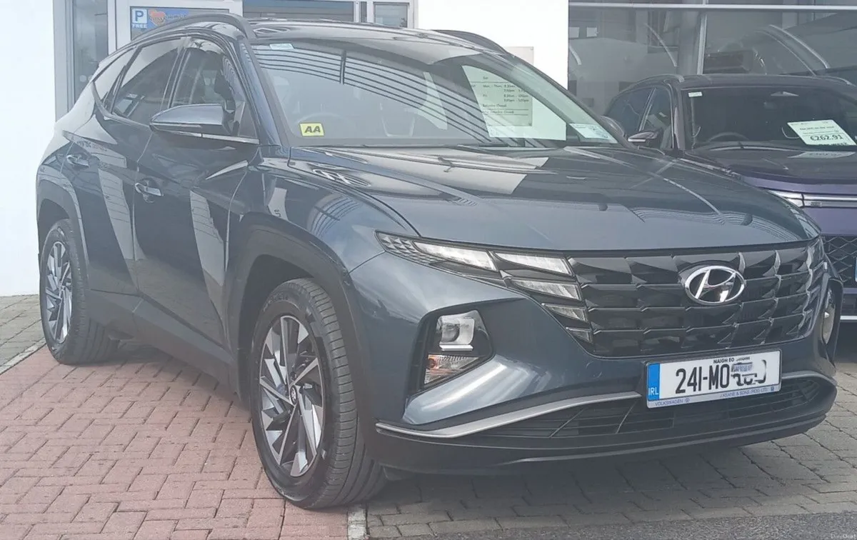 Hyundai Tucson 2WD Executive **APP CONNECT, CRUISE - Image 1