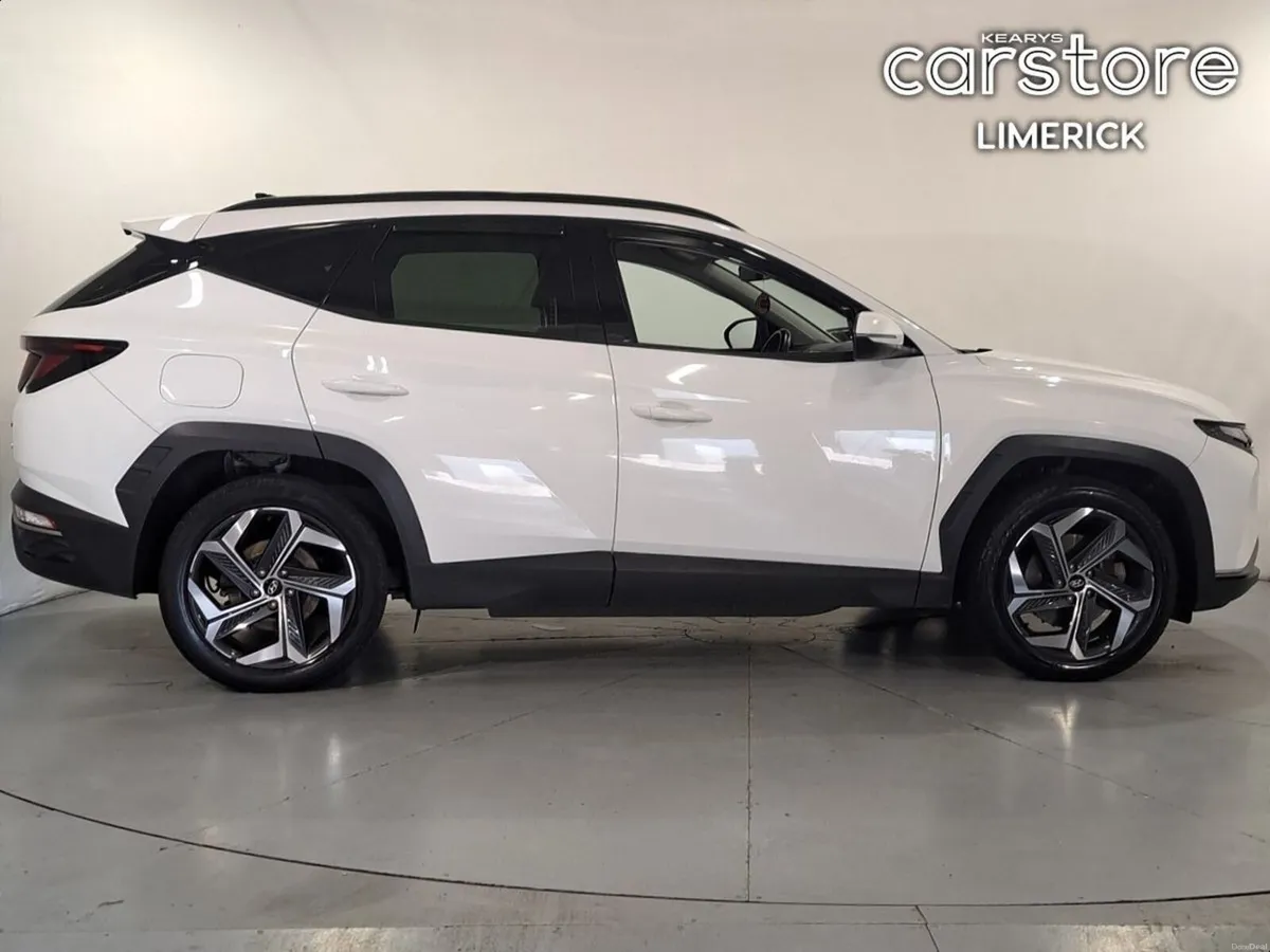 Hyundai Tucson 4WD Executive PHEV Auto - Image 2
