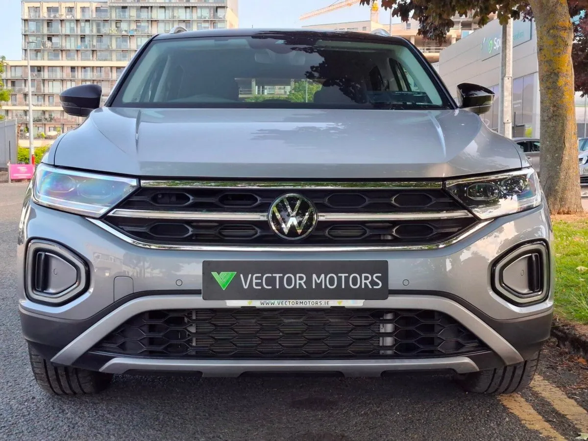 Volkswagen T-Roc 2.0 TDI STYLE AUTO 12 MONTH WARRA - Image 4