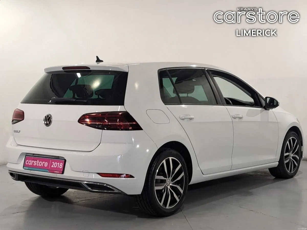 Volkswagen Golf Comfort Line Tech Edition - Image 3