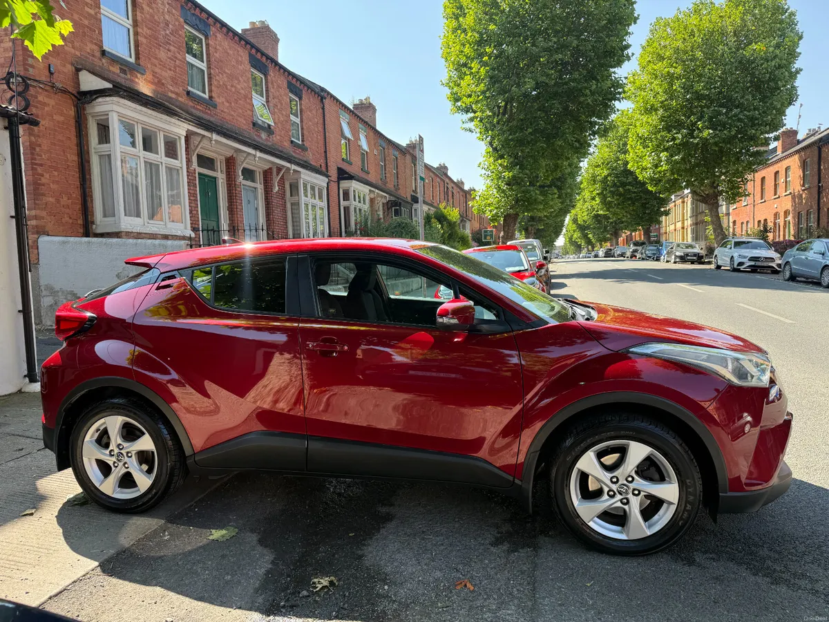 2017 Toyota C-HR, 1.2 Manual, New Nct 7/2028, SIMI - Image 4