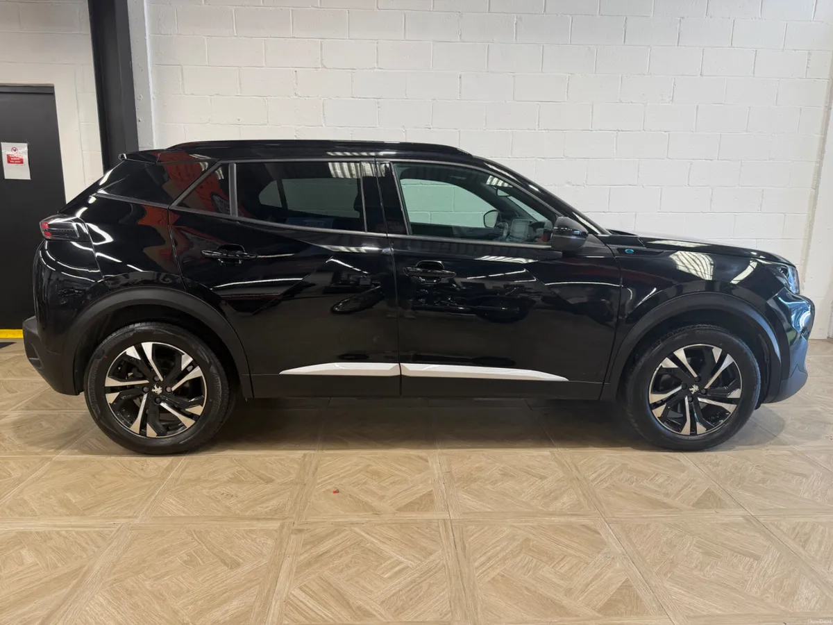 Peugeot 2008 Allure Premium Plus 136bhp(50kWh)2023 - Image 2