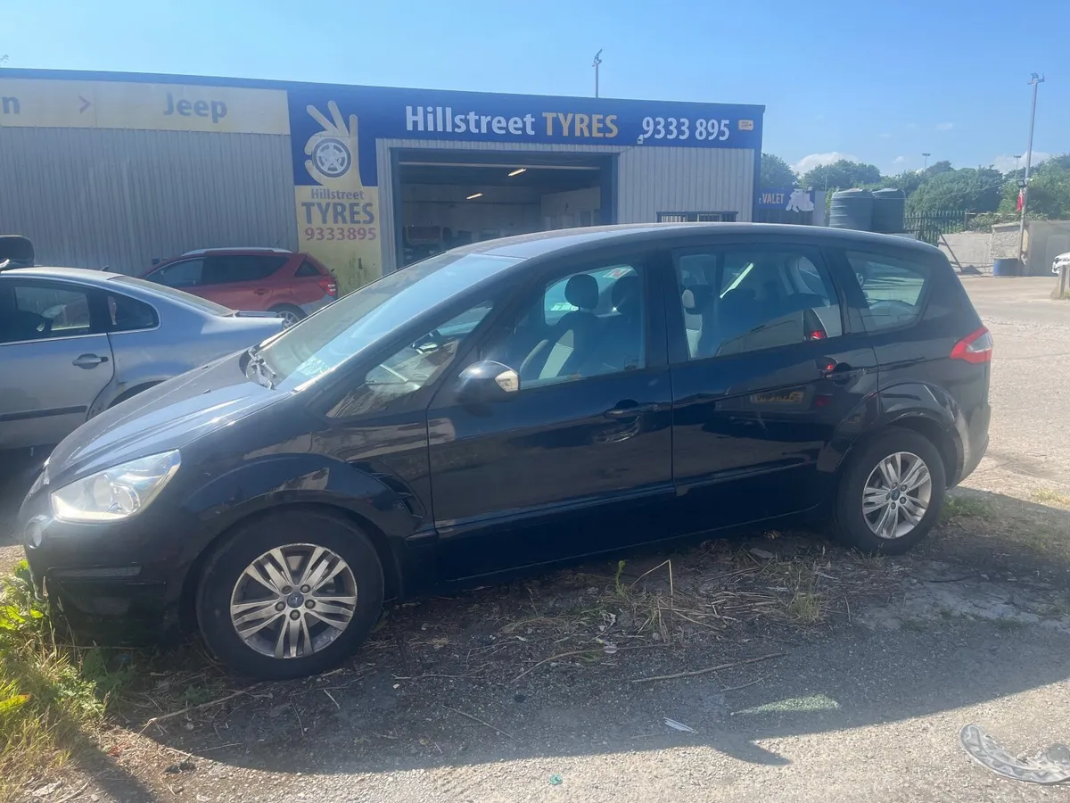 Ford S-Max 2011 Automatic - Image 3