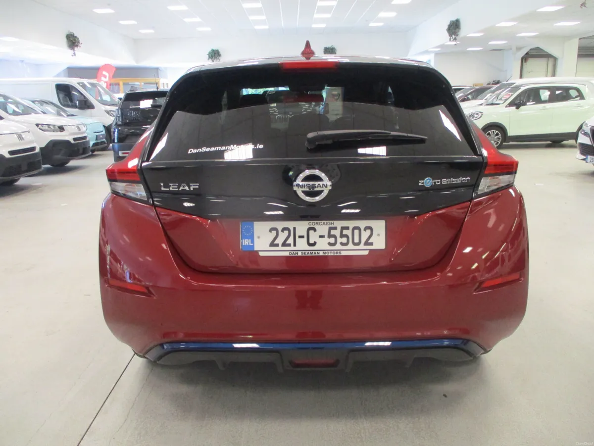 Nissan Leaf SV PREMIUM COLD EV 2022 - Image 6