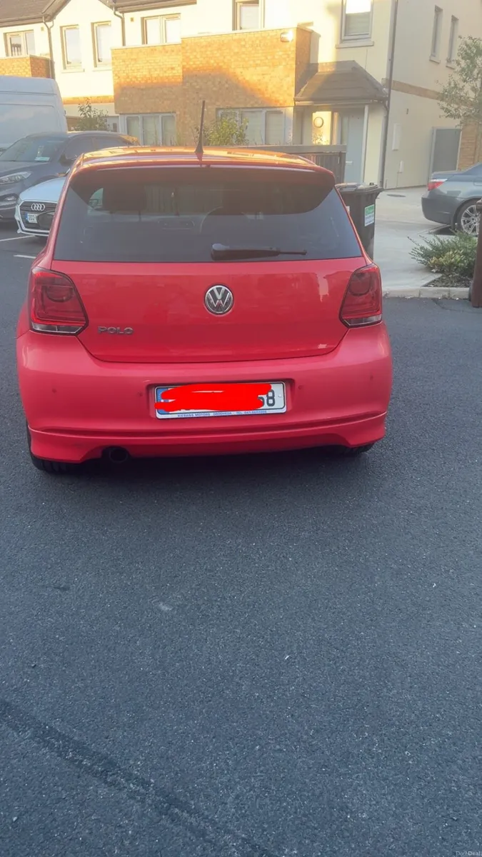 Volkswagen polo - Image 2