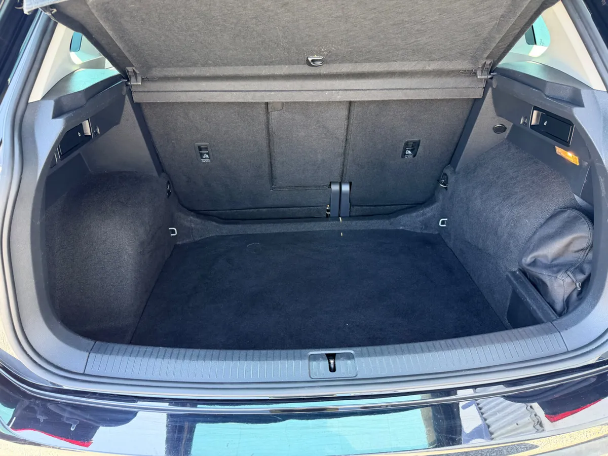 2021 VOLKSWAGEN TIGUAN 2.0 TDI 150BHP ELEGANCE - Image 5