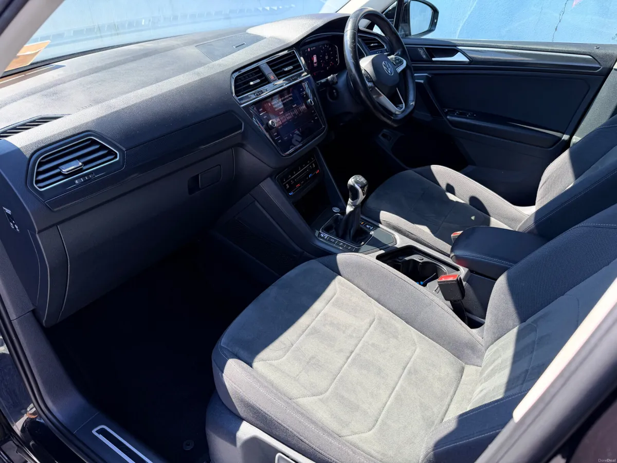 2021 VOLKSWAGEN TIGUAN 2.0 TDI 150BHP ELEGANCE - Image 4