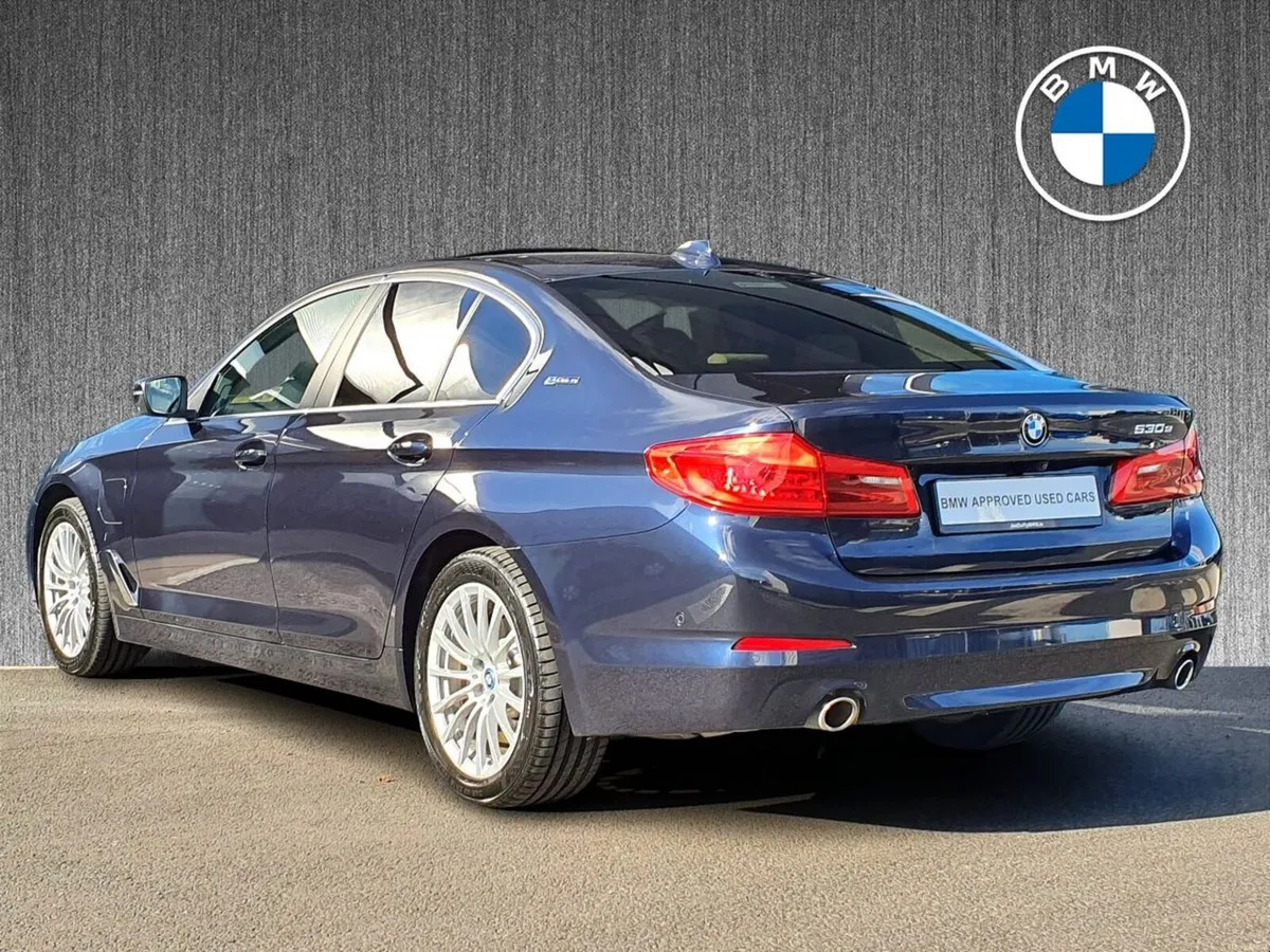 BMW 5-Series 530e SE Saloon - Image 3