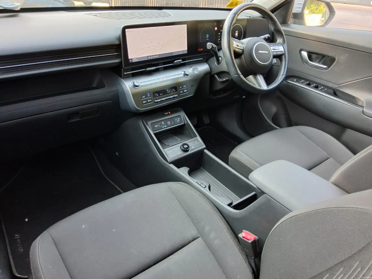 Hyundai KONA EV ELEGANCE 65KWH ** Long Range Batte - Image 6