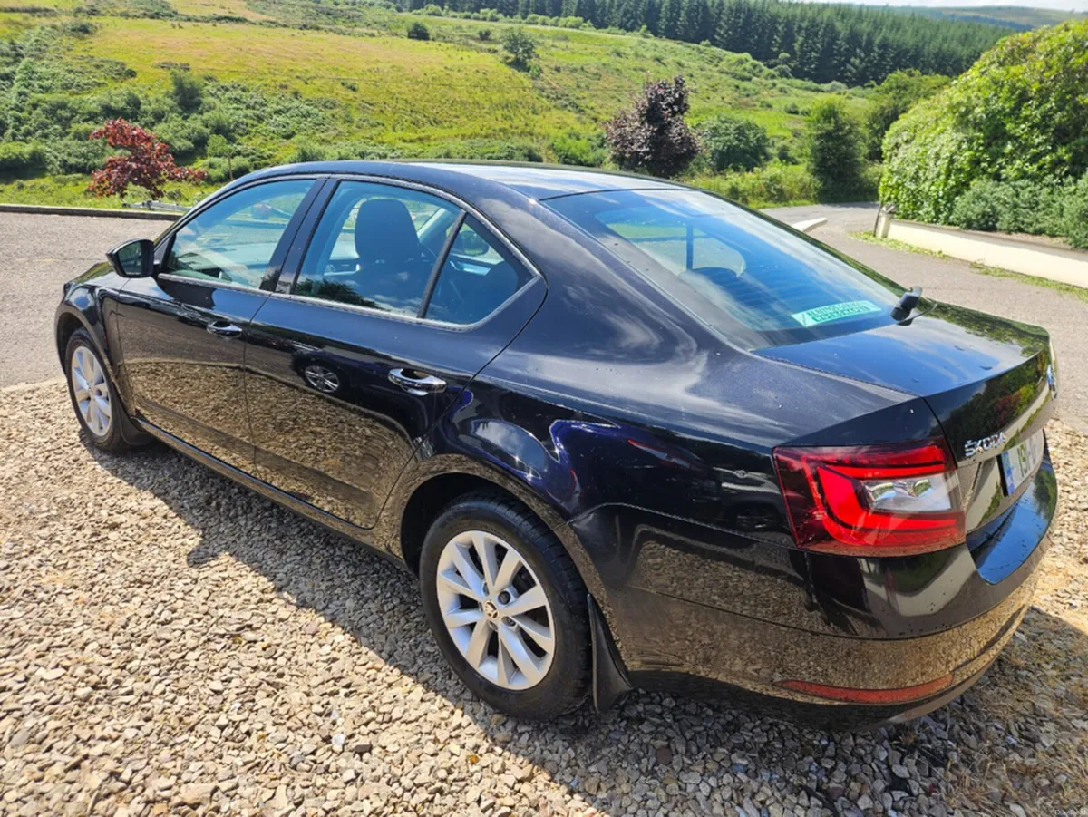 Skoda Octavia AMBITION 1.6 TDI 115HP 4DR - Image 6