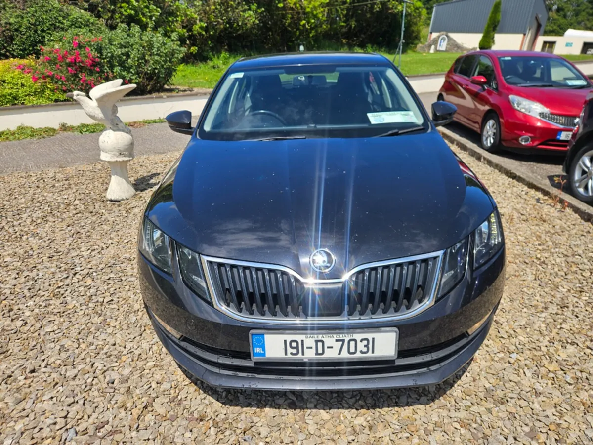 Skoda Octavia AMBITION 1.6 TDI 115HP 4DR - Image 2