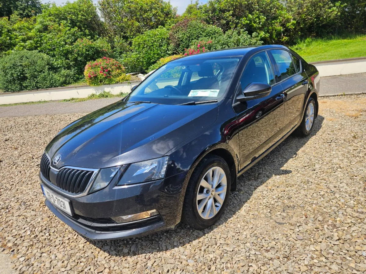 Skoda Octavia AMBITION 1.6 TDI 115HP 4DR - Image 3