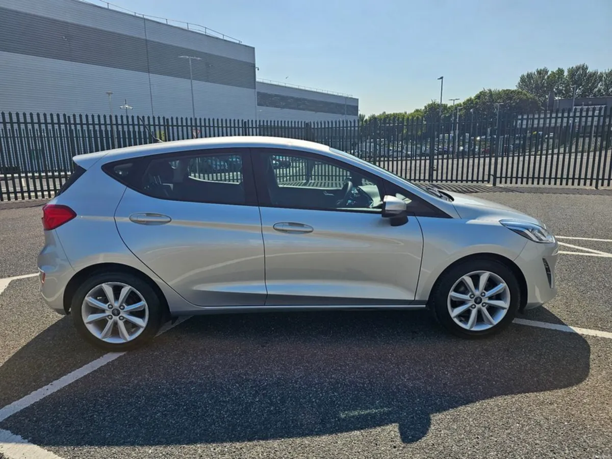 Ford Fiesta 1.1 PETROL, ZETEC MODEL, WELL MAINTANI - Image 6