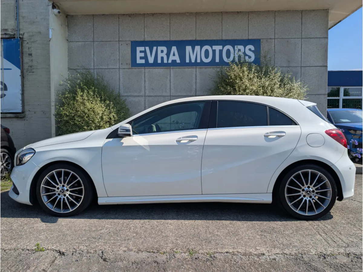 Mercedes-Benz A-Class A CLASS AMG STYLE AUTOMATIC - Image 4