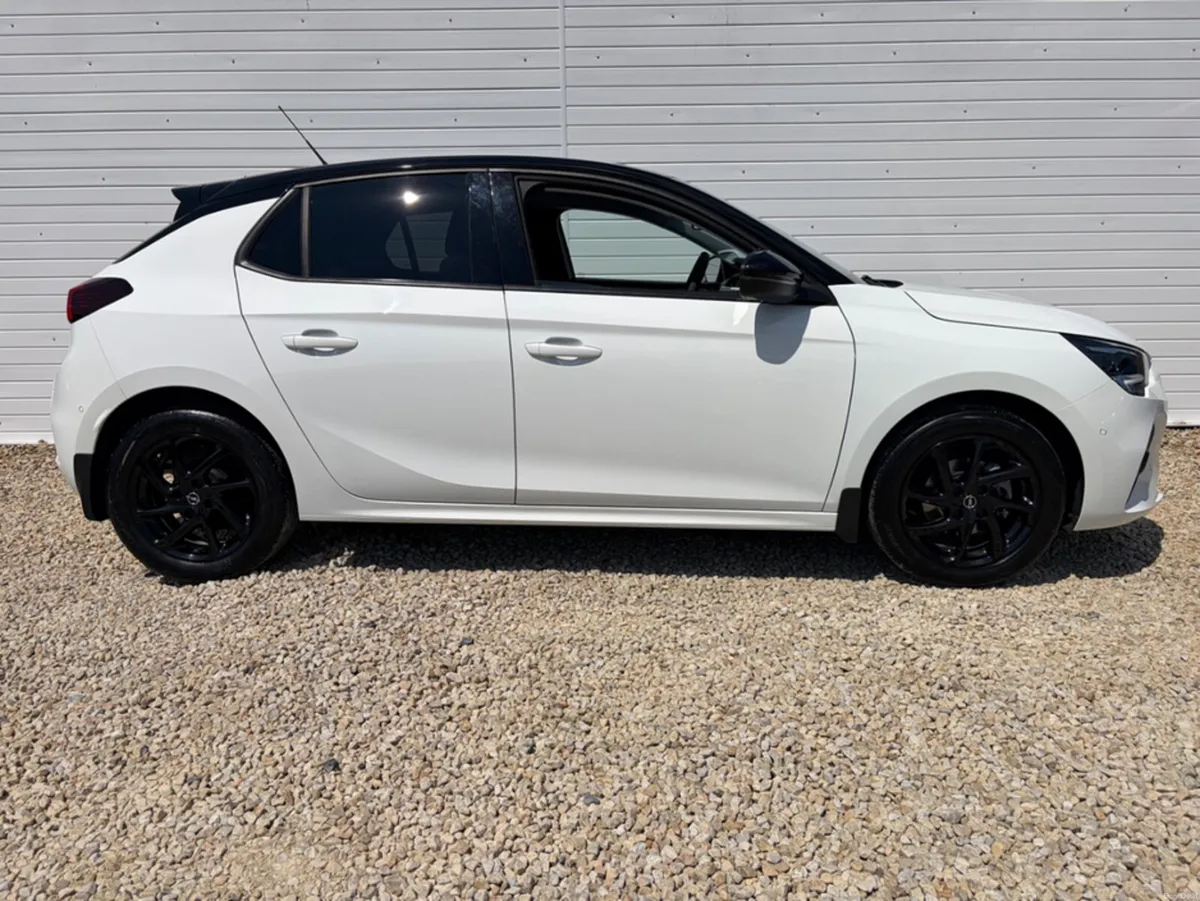 Opel Corsa SPORT 1.2 75PS-PET-5SP 4DR - Image 6