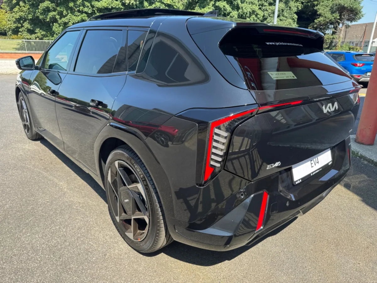 Kia EV4 Hatchback GT Line - Image 4
