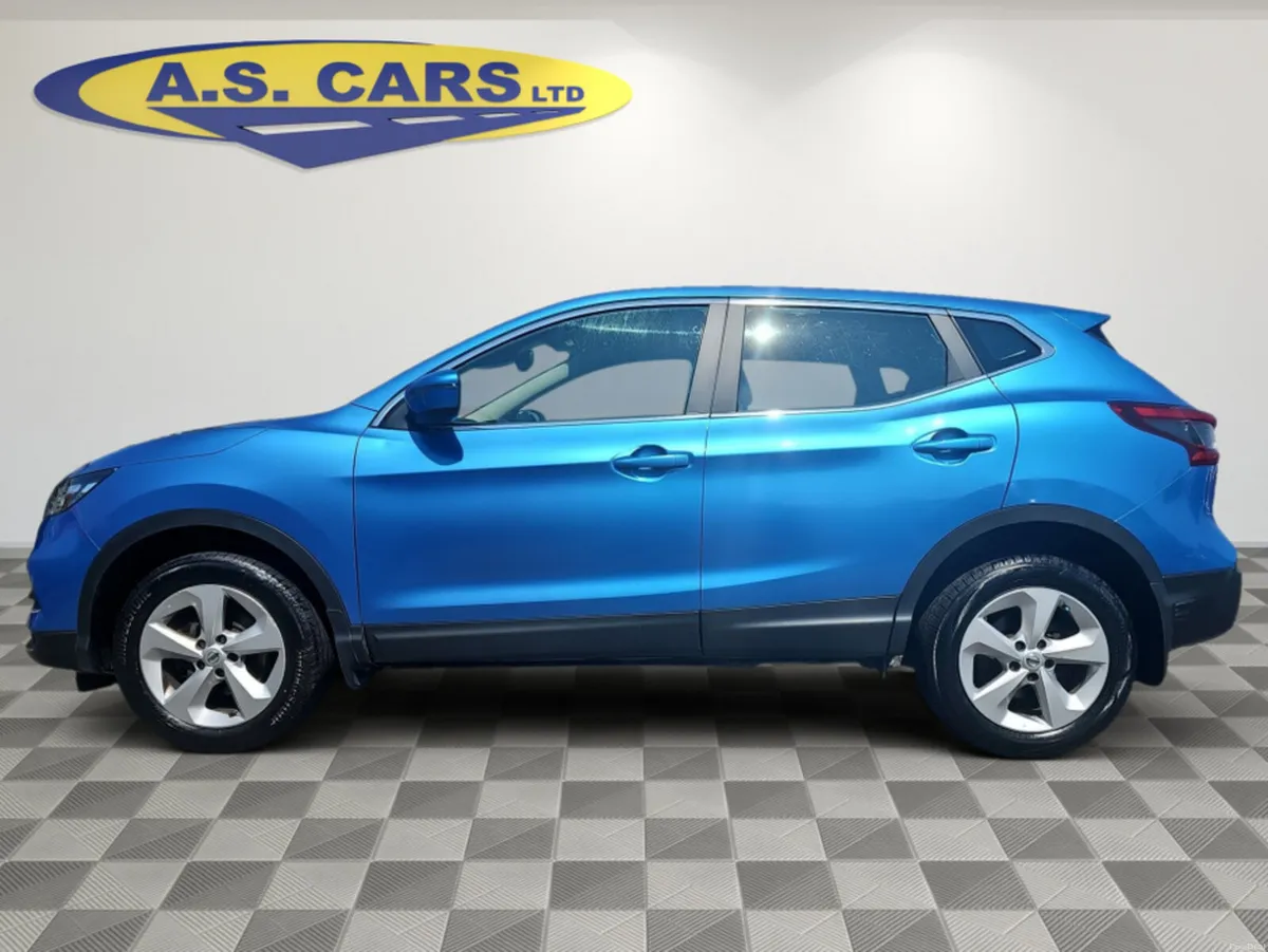 Nissan Qashqai 1.5 DCI ACENTA PREMIUM ** REVERSE C - Image 2