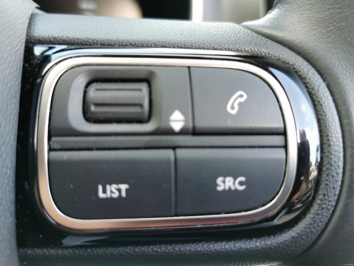 Citroen C5 Aircross FEEL PACK BLUEHDI 130 MY52 4DR - Image 3