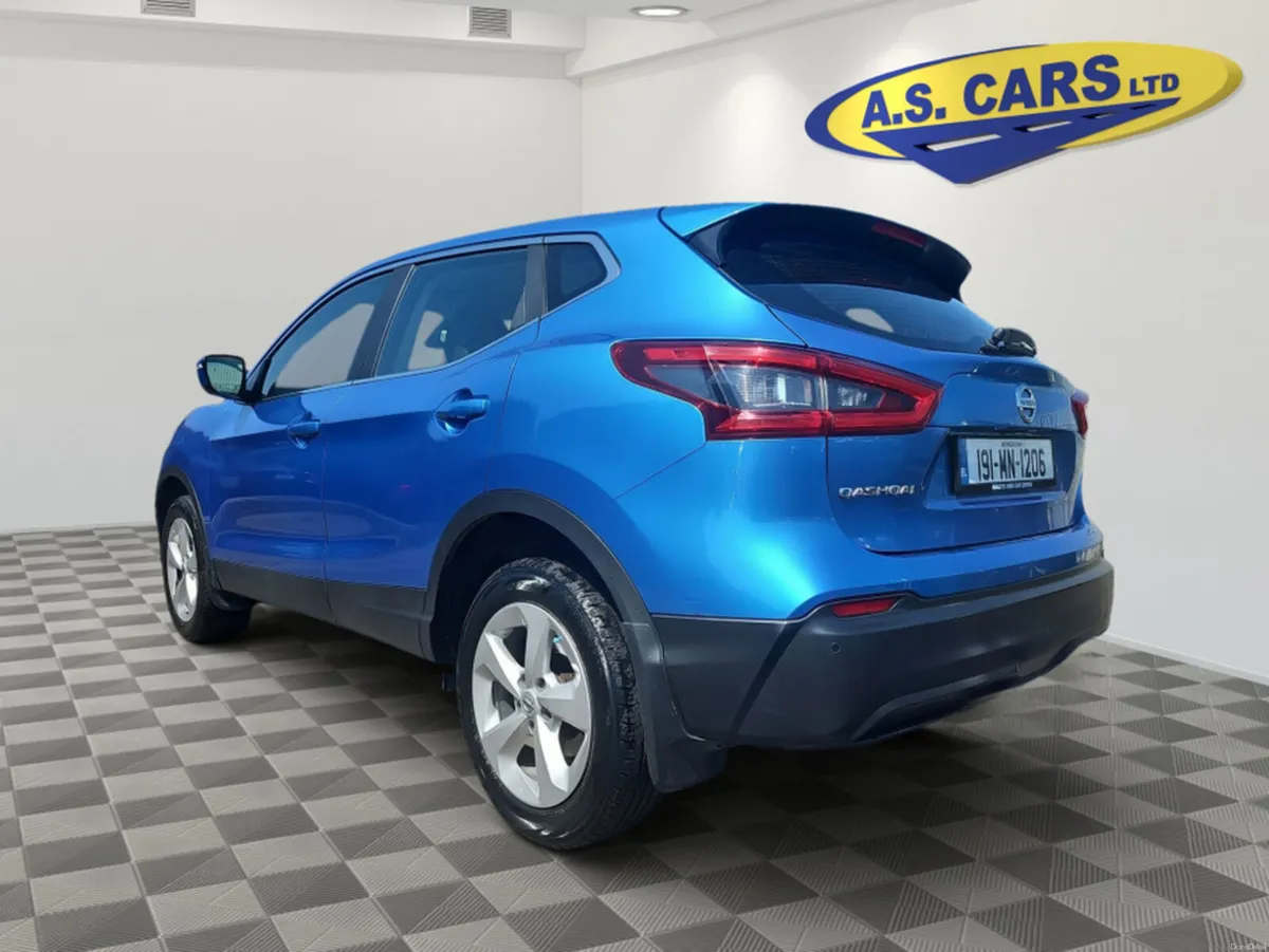 Nissan Qashqai 1.5 DCI ACENTA PREMIUM ** REVERSE C - Image 6