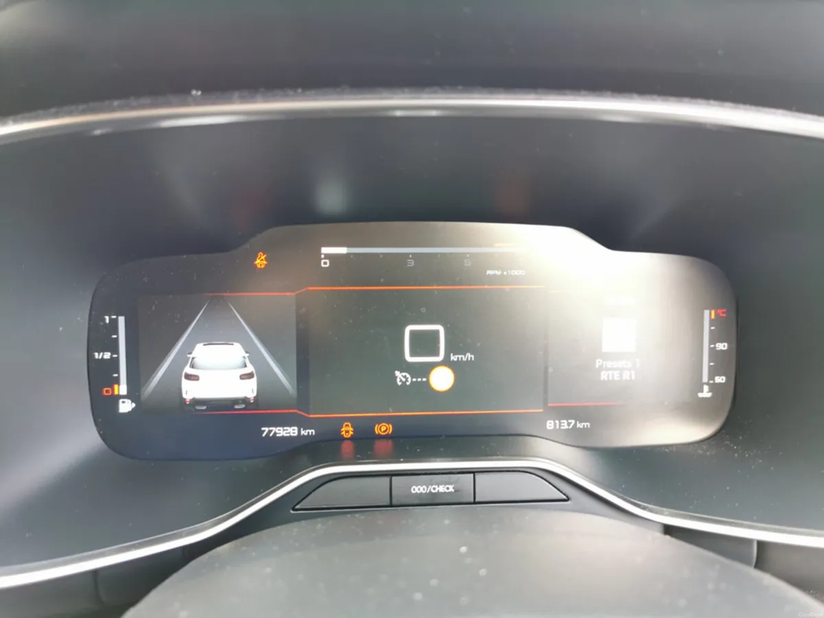 Citroen C5 Aircross FEEL PACK BLUEHDI 130 MY52 4DR - Image 6