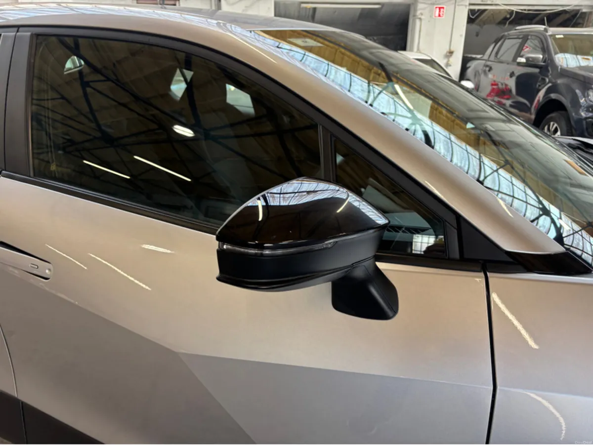 Toyota C-HR HYBRID LUNA 4DR AUTO New Model Finance - Image 6