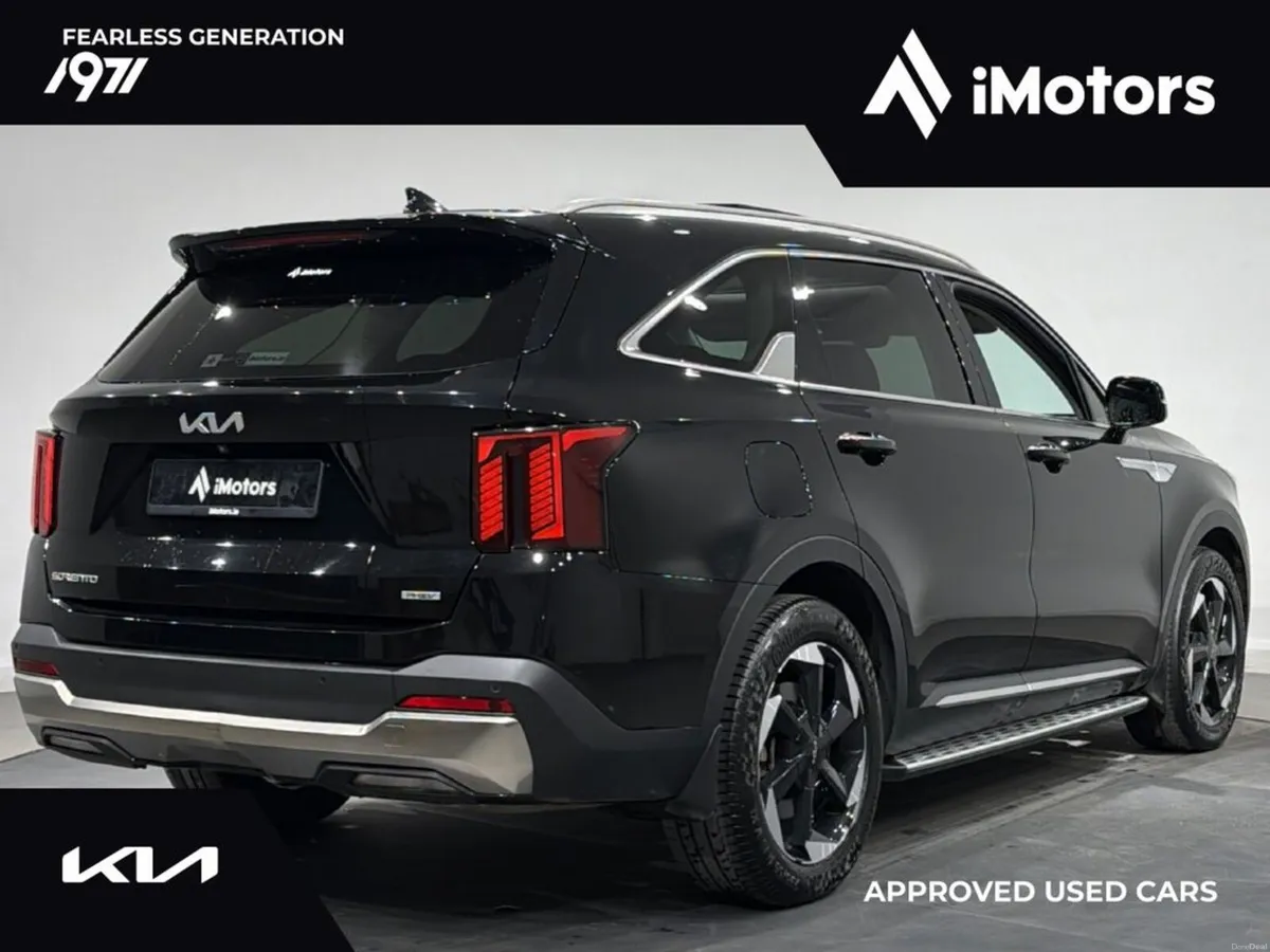 Kia Sorento PHEV 4WD 7 SEATER PLUG-IN HYBRID - Image 4