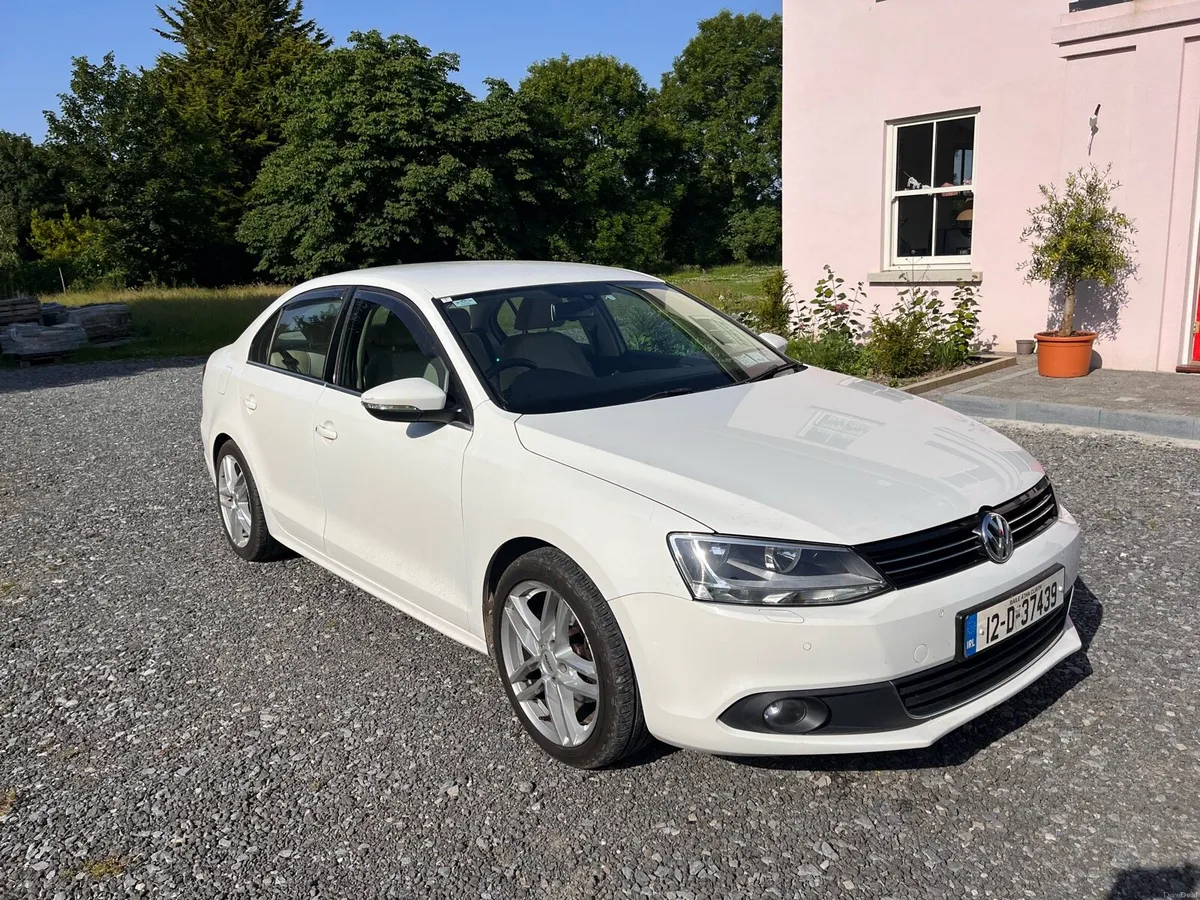 Volkswagen Jetta DSG - Image 2