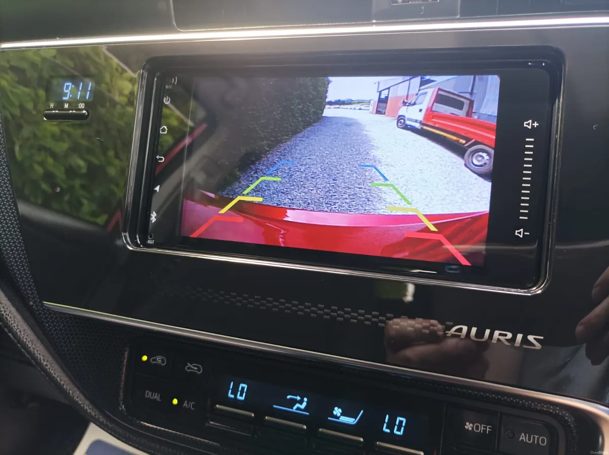 Toyota Auris 1.5 Petrol NOT HYBRID Automatic, 2017 - Image 5