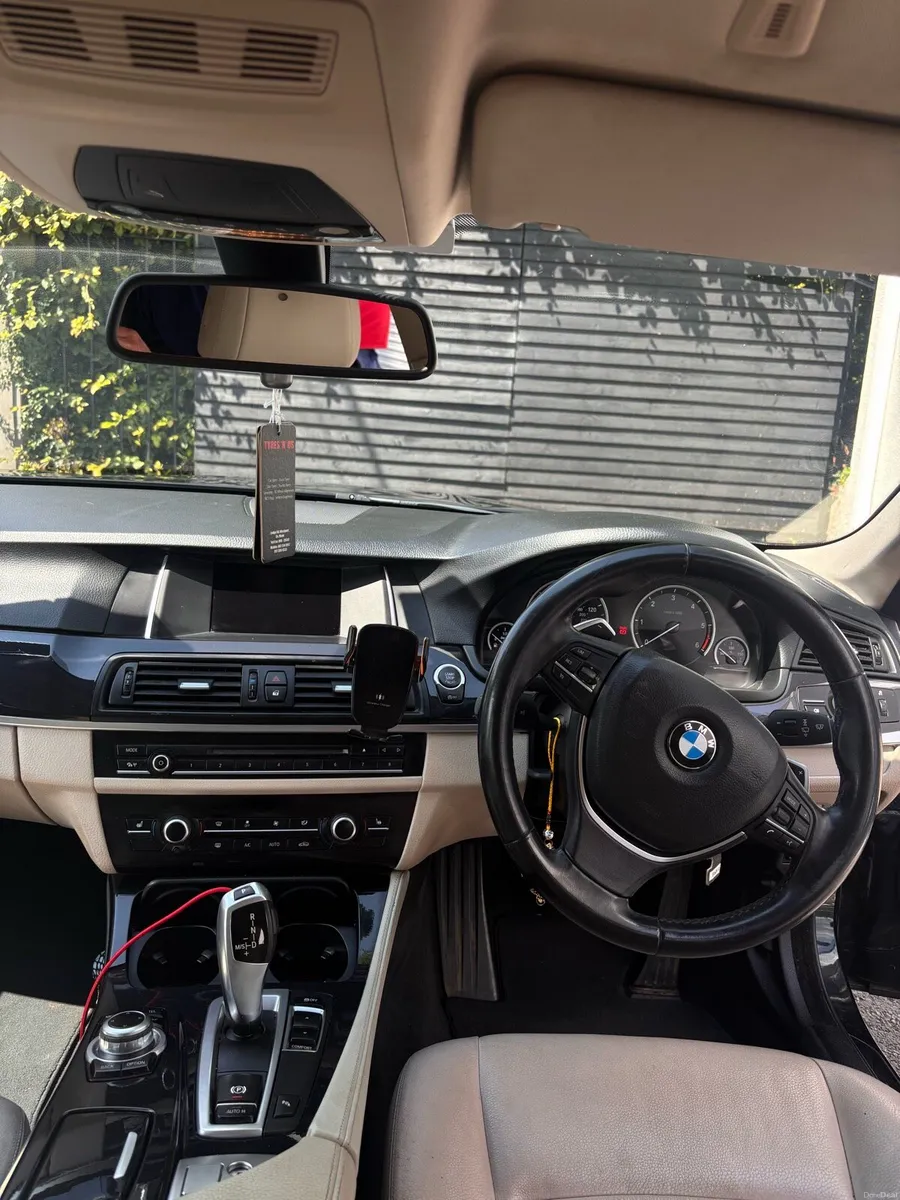 Bmw 5 series - Image 6