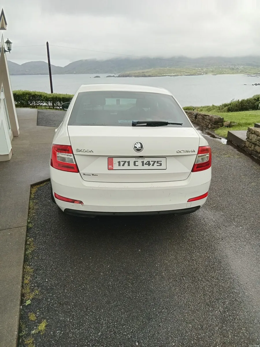 Skoda Octavia 2017 - Image 4