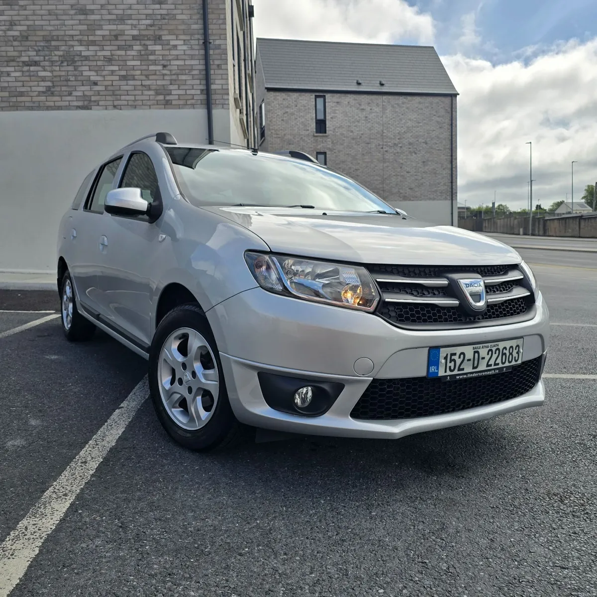 Dacia Logan 2015 - Image 1
