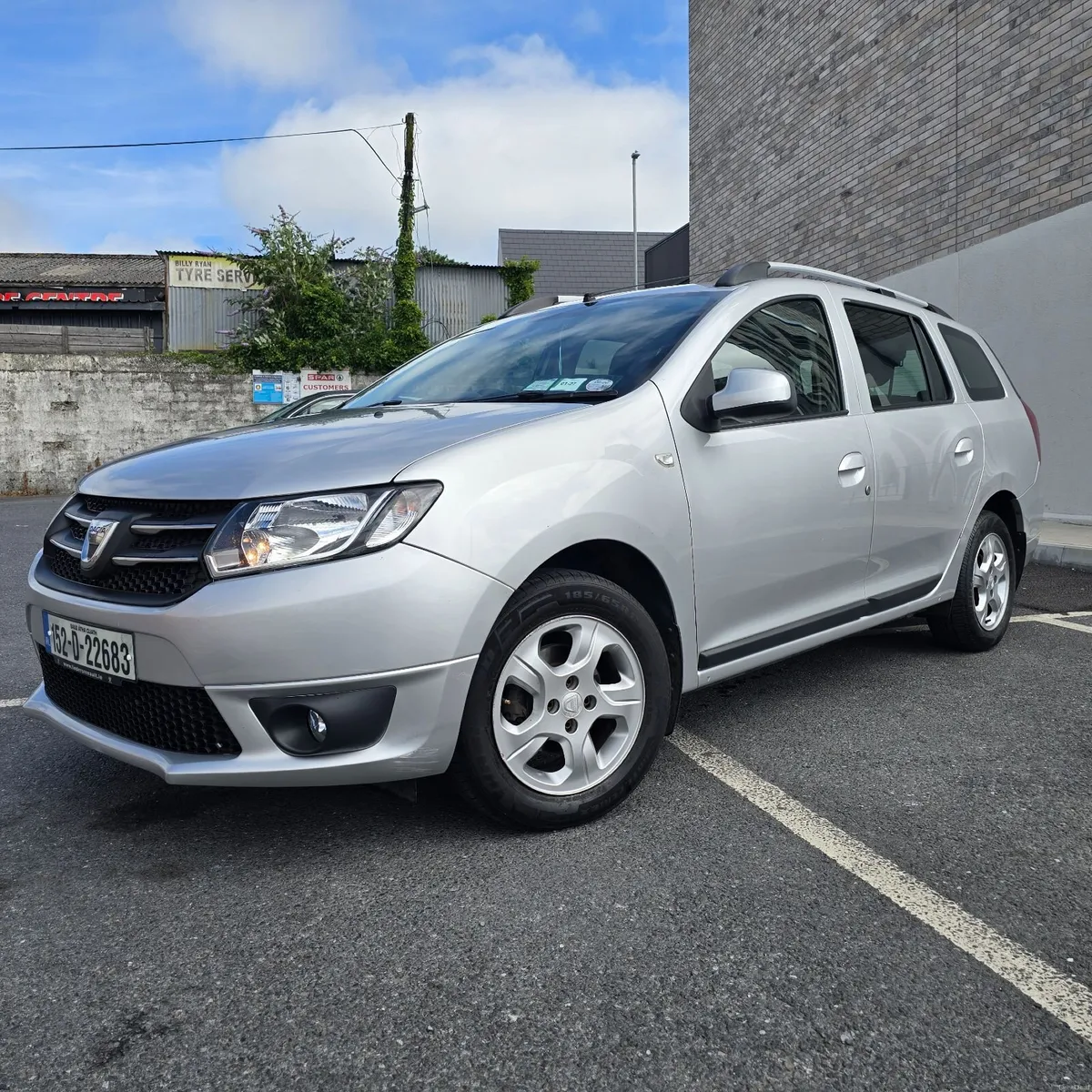 Dacia Logan 2015 - Image 2