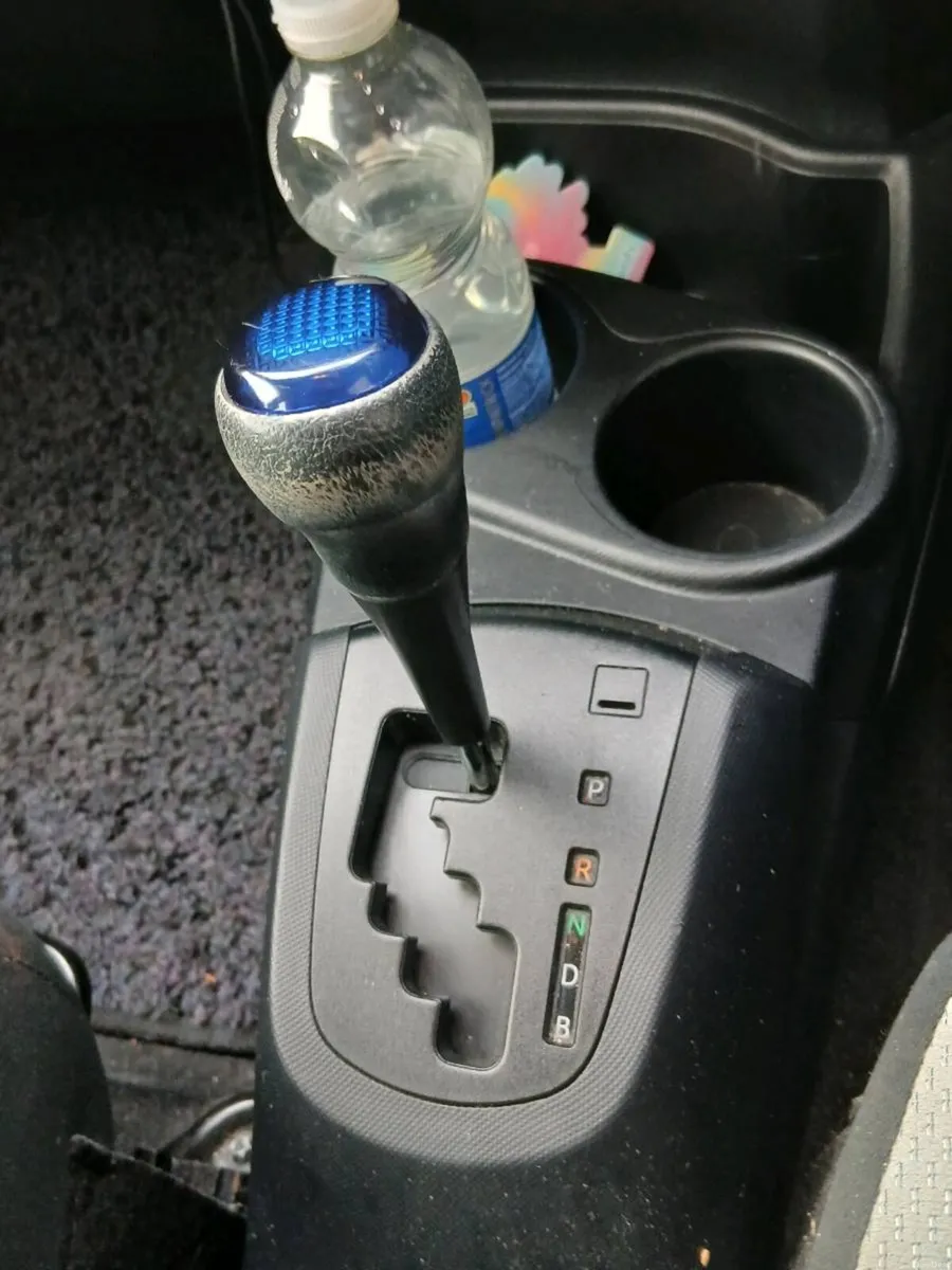 152 toyota Aqua automatic - Image 5