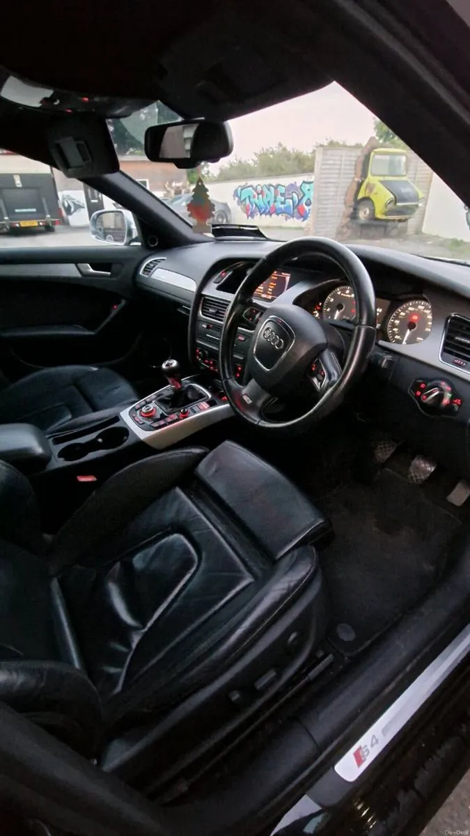 AUDI S4 SUPERCHARGED - Image 6