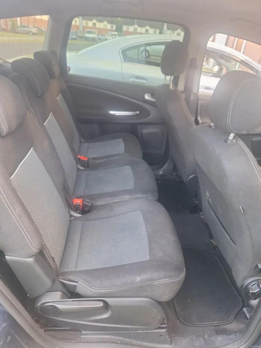Ford S-Max 2012 - Image 4