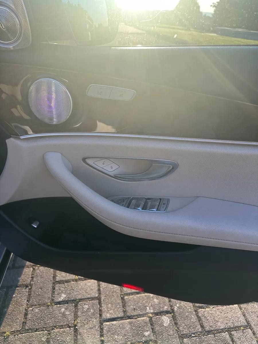 Mercedes-Benz E-Class 2017 - Image 3
