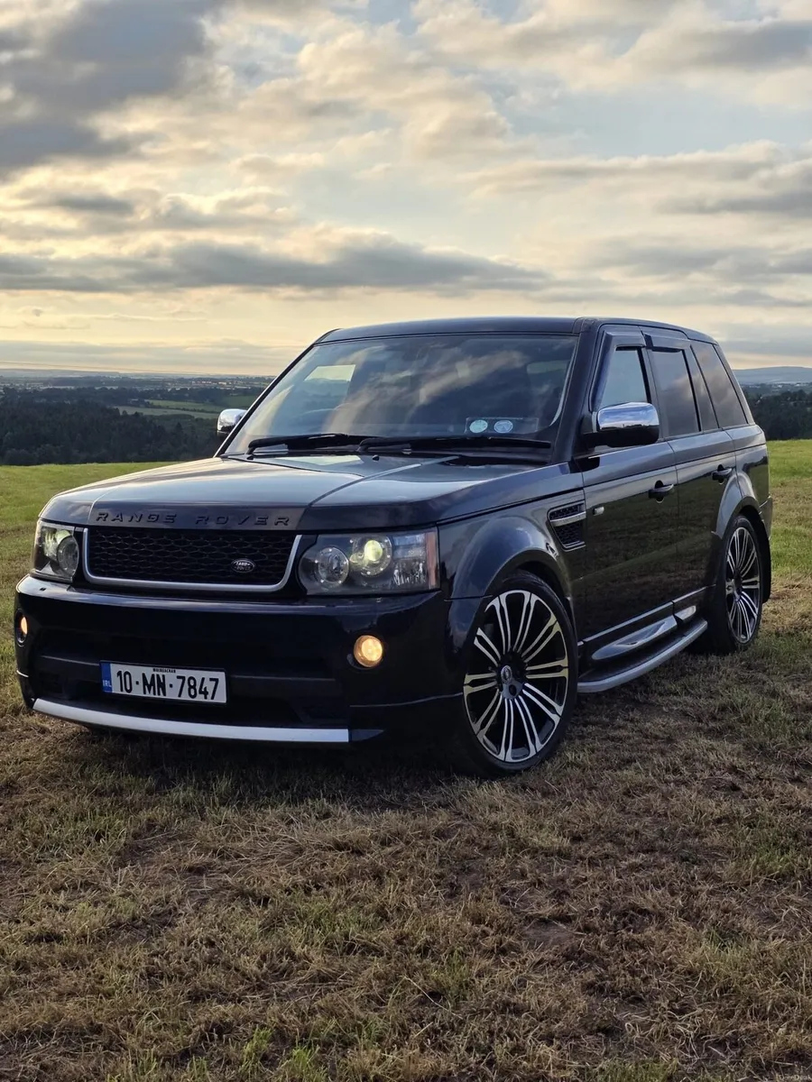 Range Rover Sport 3.6 TDV8 Autobiography - Image 2