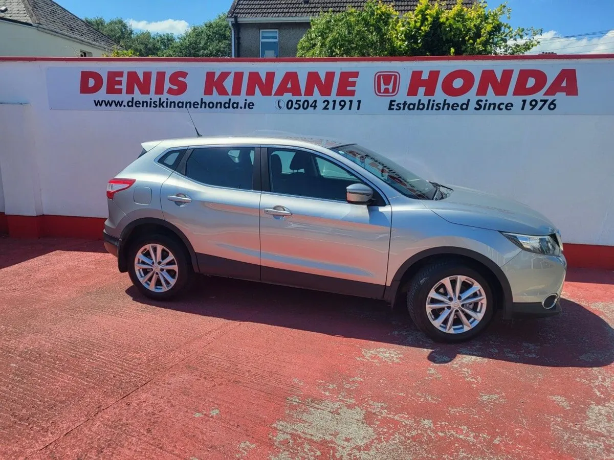 Nissan Qashqai 1.5 DSL SV - Image 1
