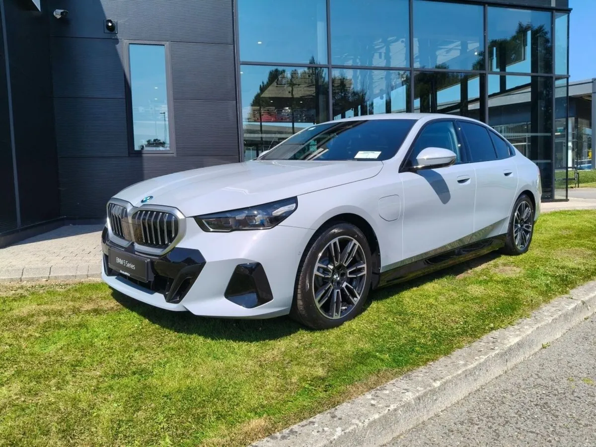 BMW 5-Series 530e M Sport Saloon - Image 1
