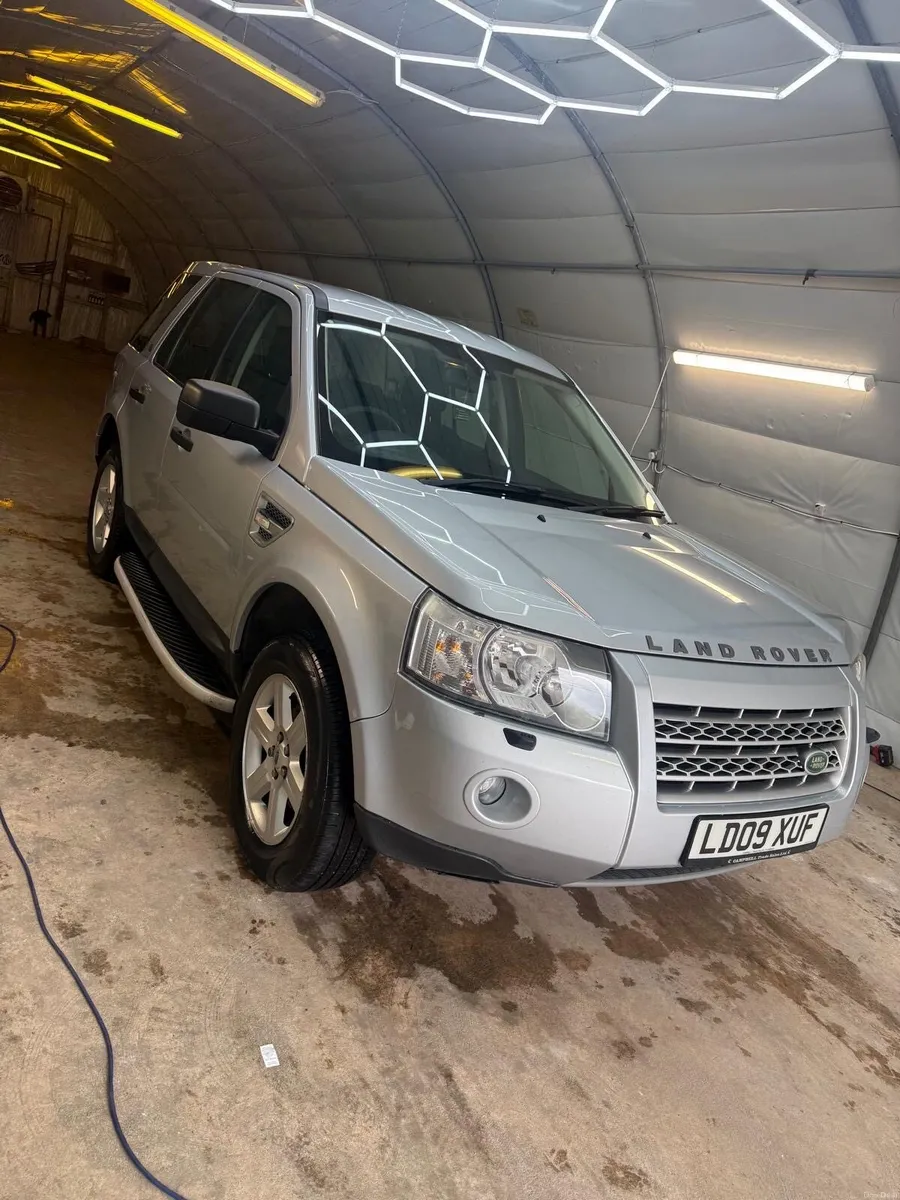 2009 Landrover Freelander 2 - Image 1