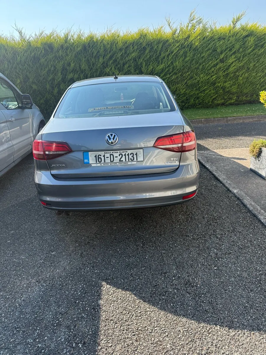 Volkswagen Jetta - Image 3
