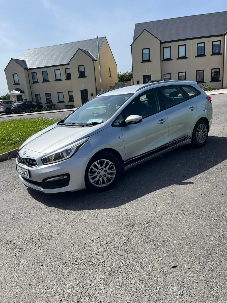 Kia ceed sportswagon estate 1.4 crdi - Image 2