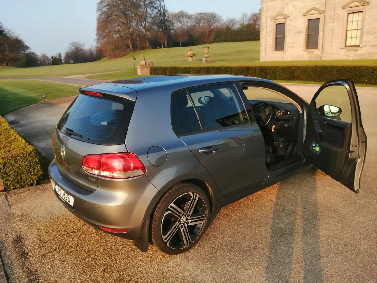 Car - Image 1