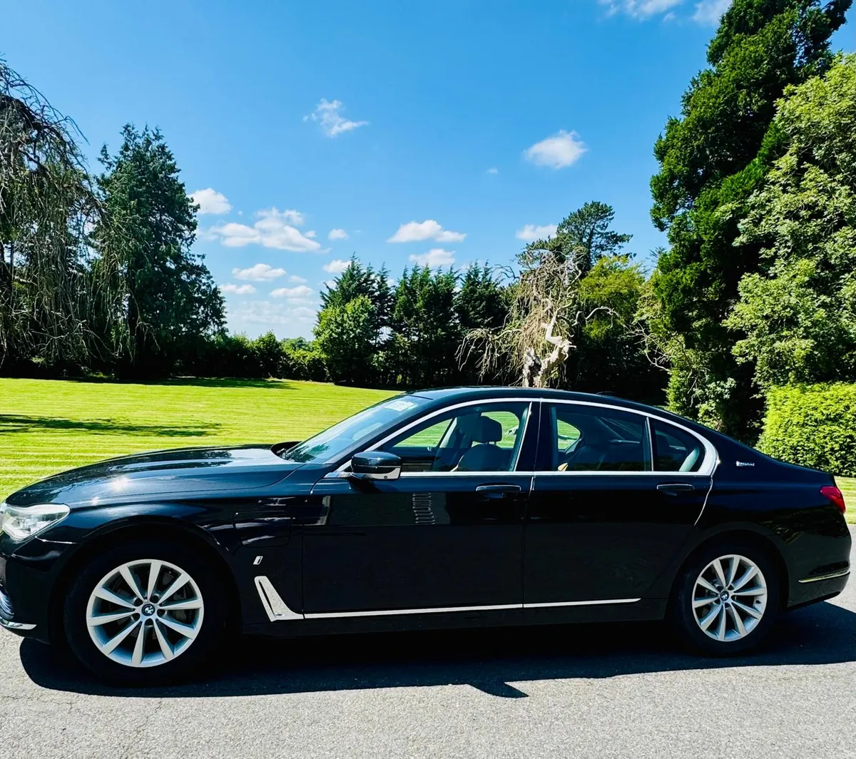 BMW 7-Series 2016 - Image 5