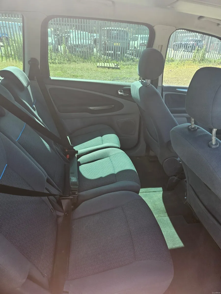 Ford galaxy - Image 4
