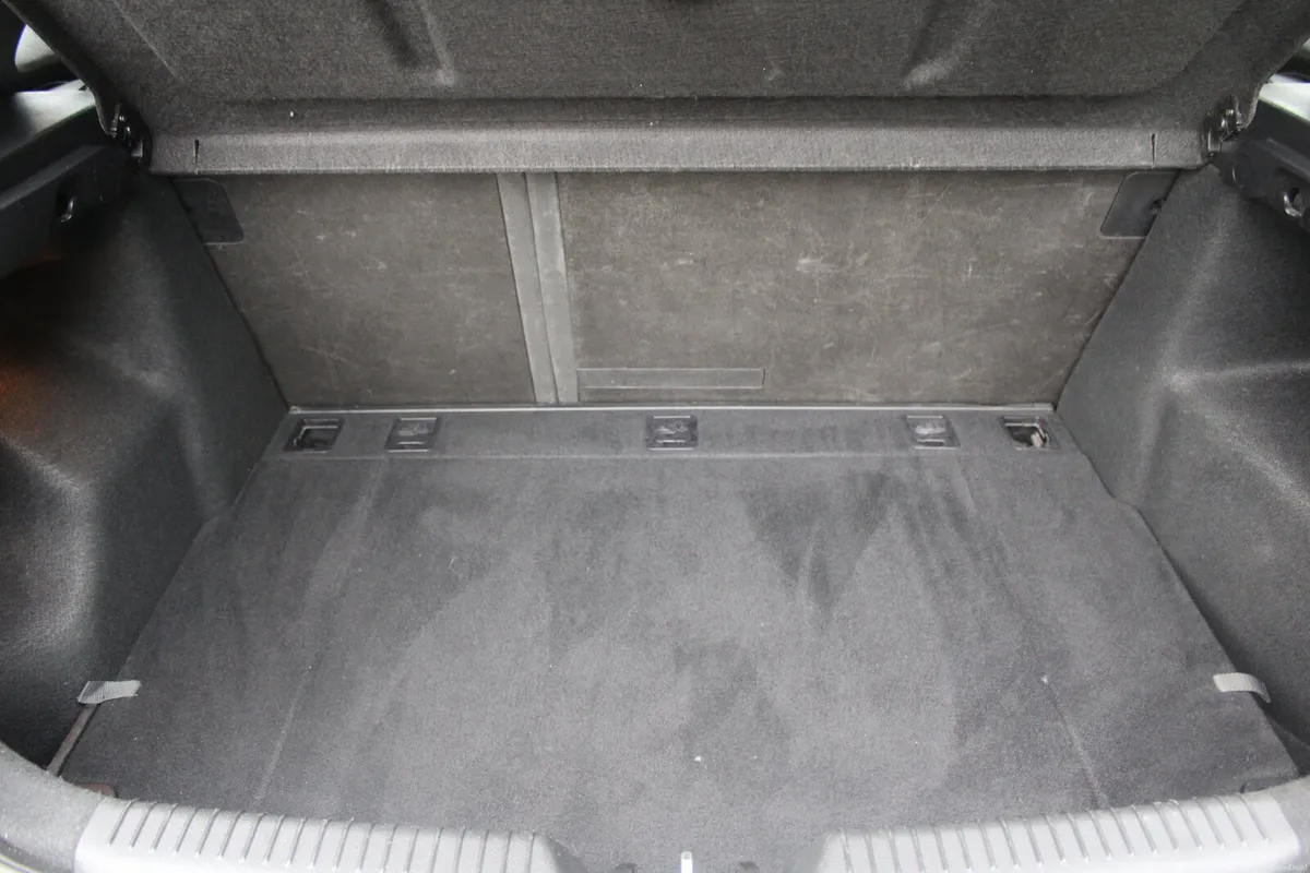 2011 HYUNDAI i30 COMFORT 1.6 CRDI