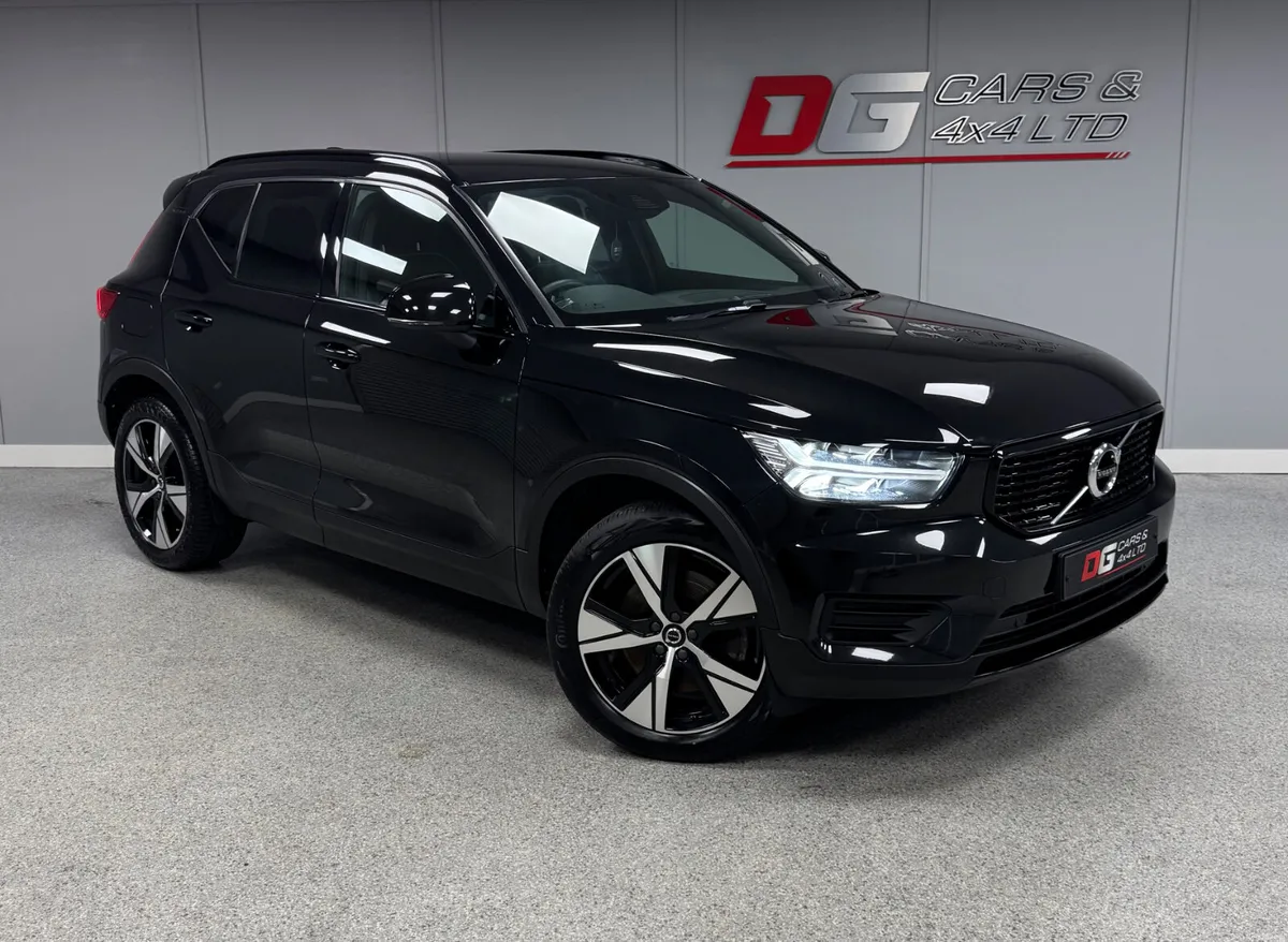 2022 Volvo XC40 1.5 T5 R Design Automatic - Image 1