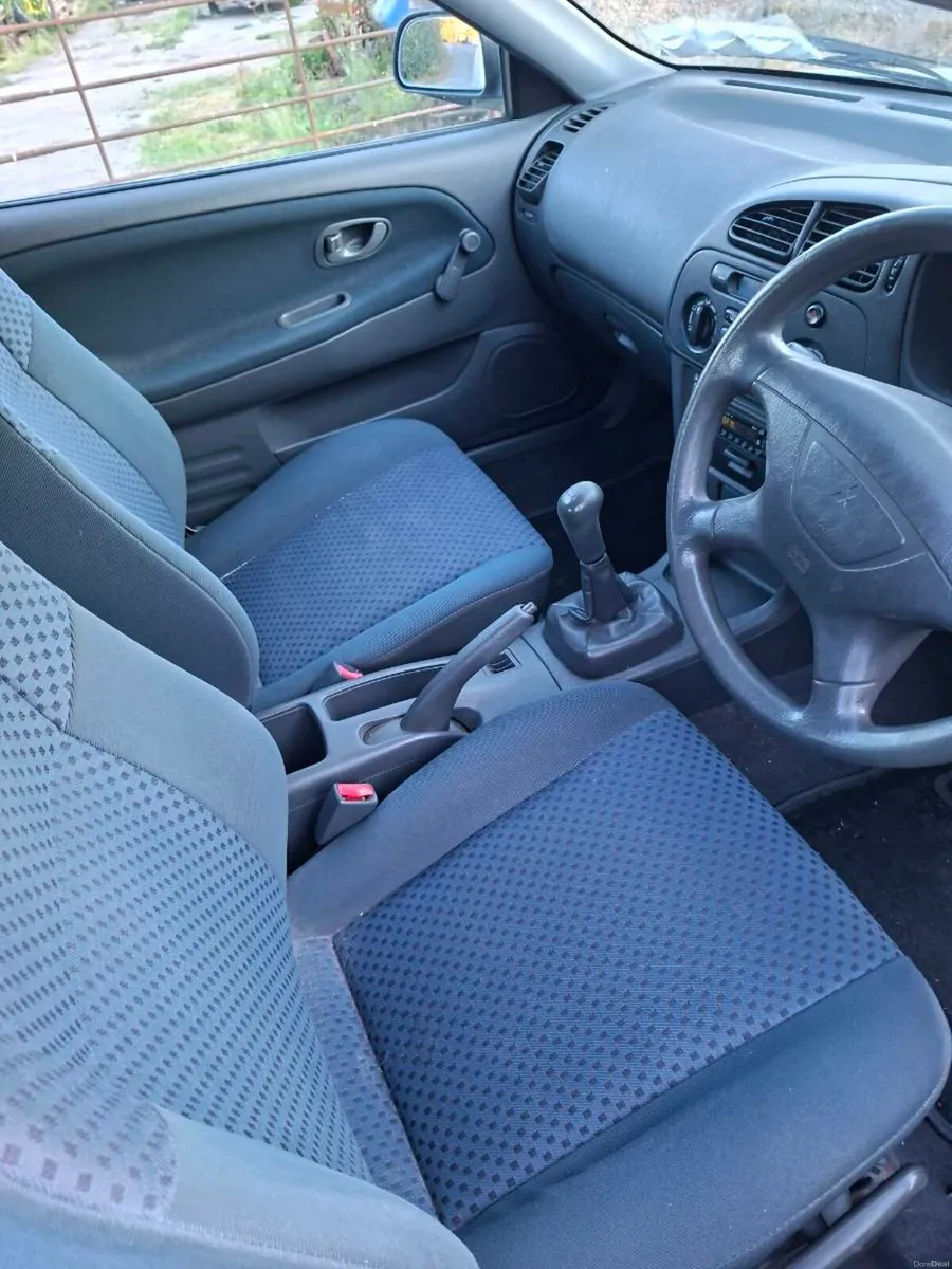 MITSUBISHI COLT 2001 3DR NCT TAXED LOW MILES - Image 4