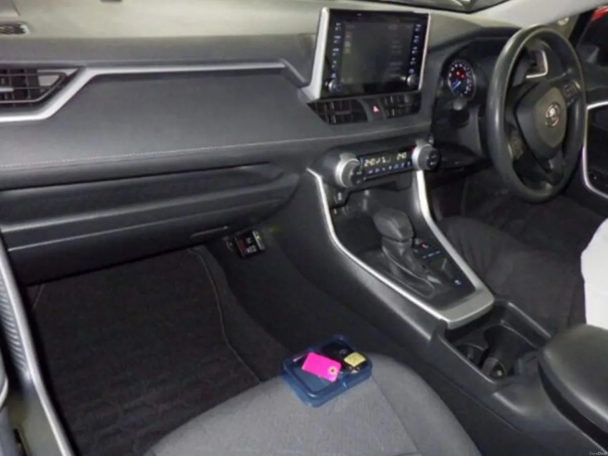 Toyota Rav4 Hybrid X 2wd - Image 3
