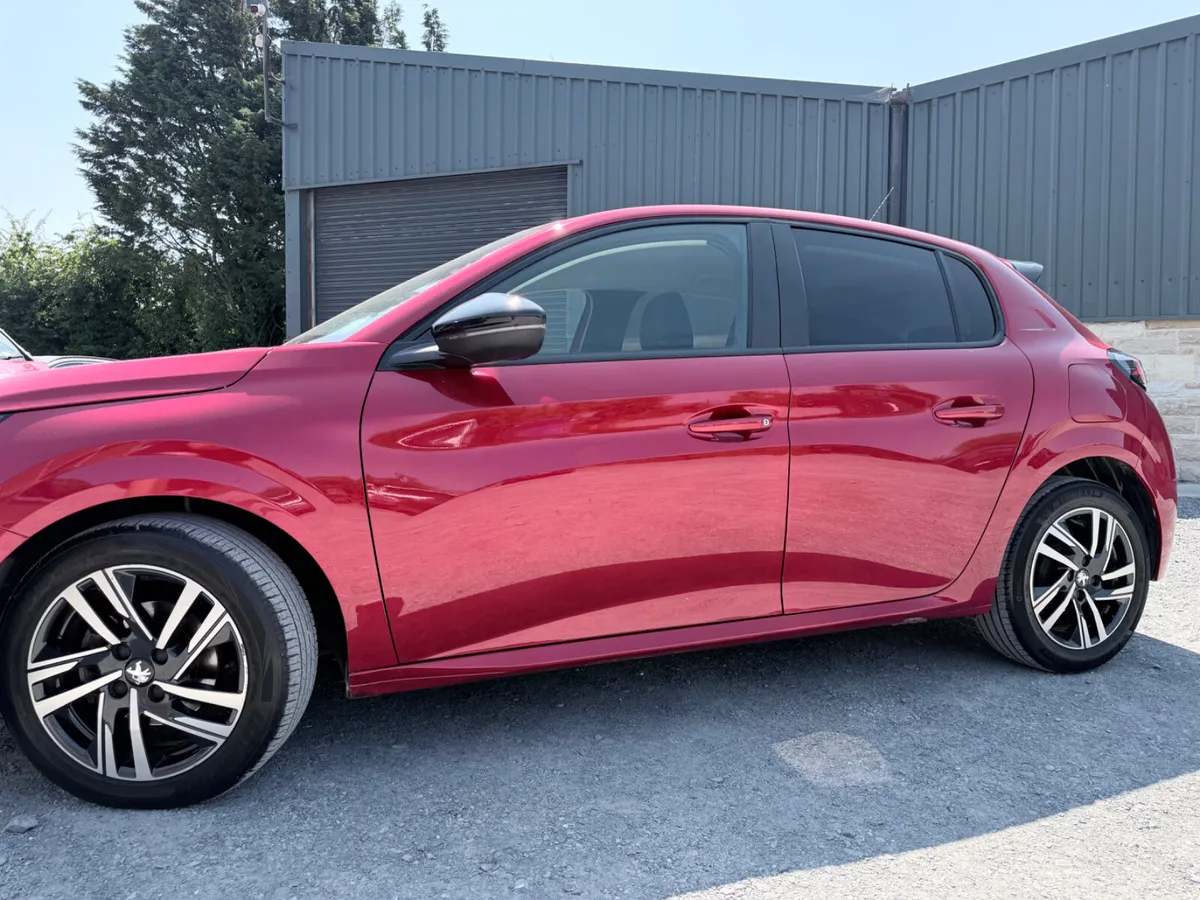 [RESERVED] Peugeot 208 231’ Active 1.2 LOW MILEAGE - Image 5
